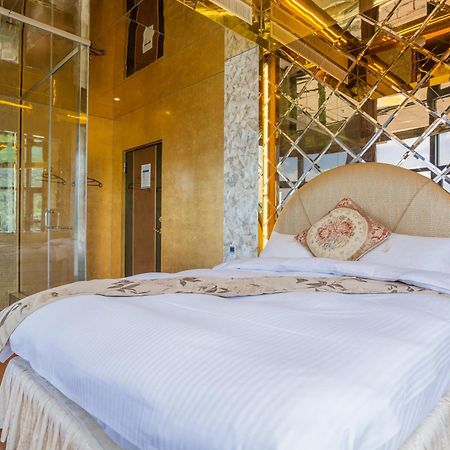 Shuian Lakeside Hotel Yuchi Exterior photo